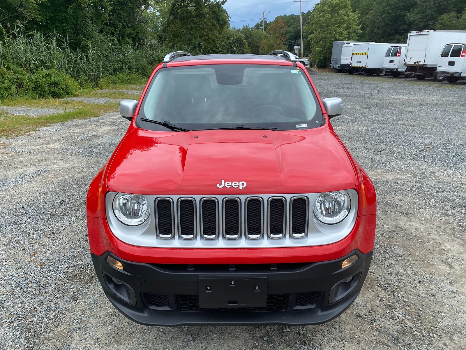 2016 Jeep Renegade Limited photo 3