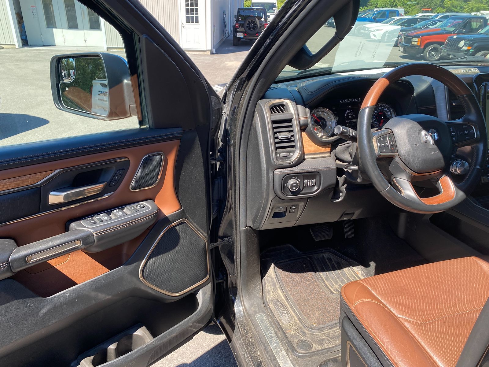 2021 Ram 1500 Longhorn photo 9