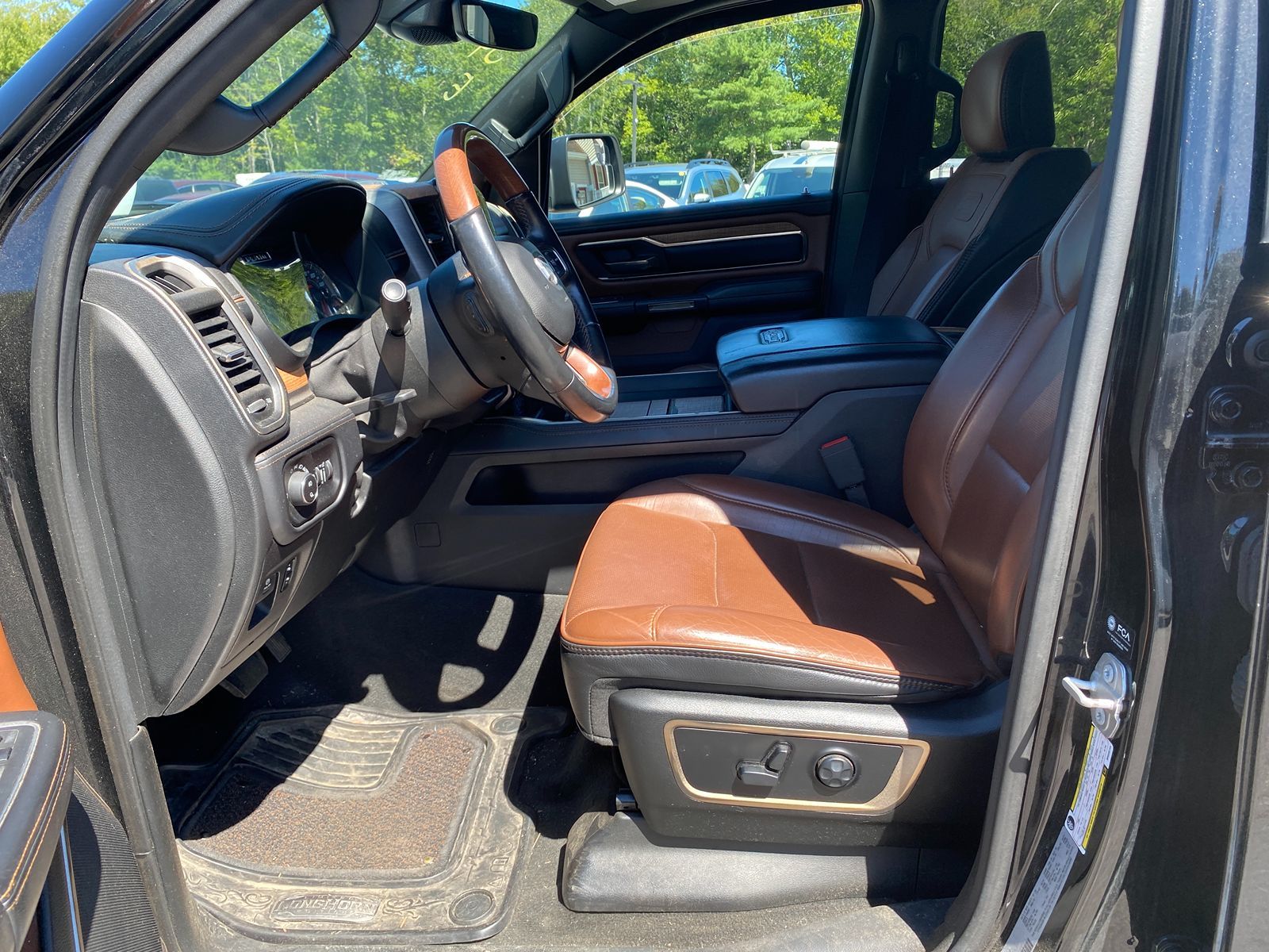 2021 Ram 1500 Longhorn photo 11