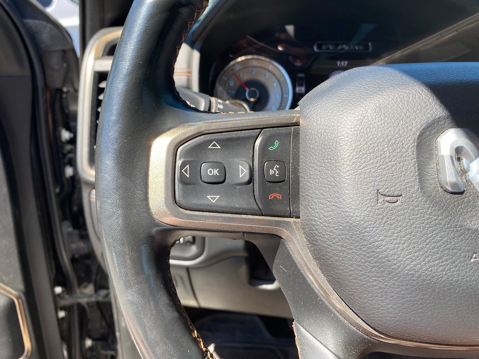2021 Ram 1500 Longhorn photo 14
