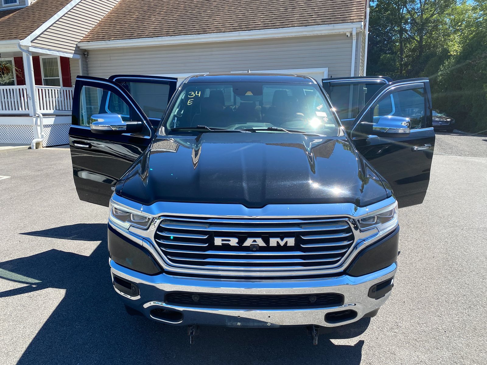 2021 Ram 1500 Longhorn photo 27