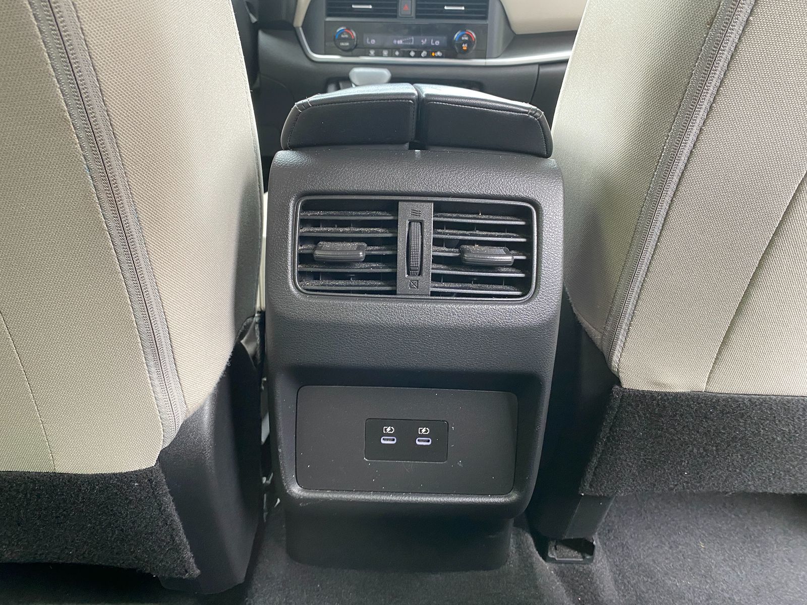 2024 Nissan Rogue SV photo 21