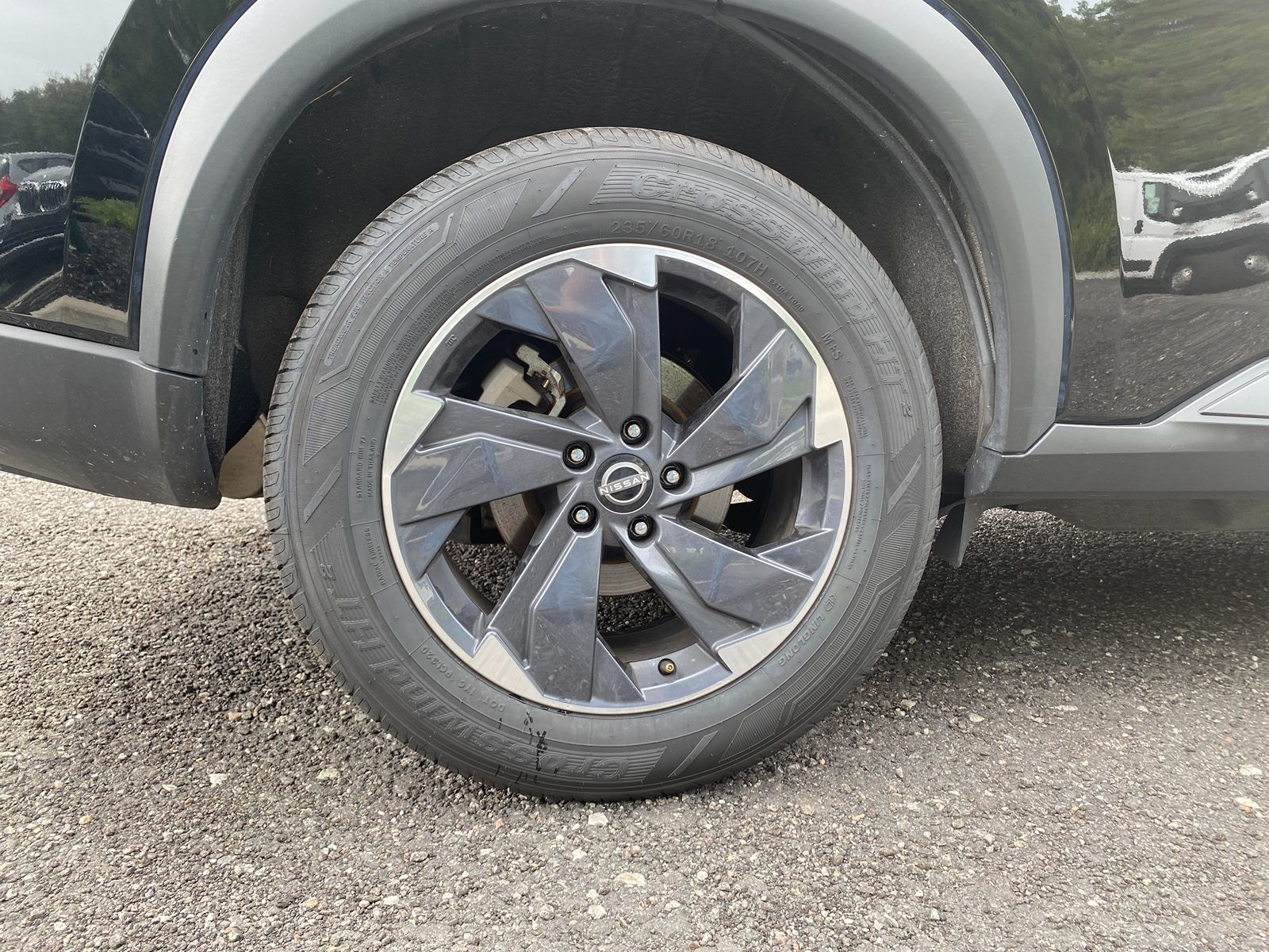 2024 Nissan Rogue SV photo 24