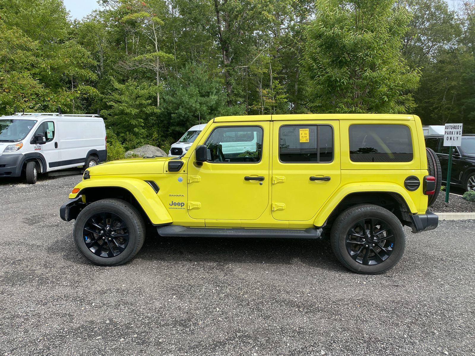 2023 Jeep Wrangler 4xe Sahara photo 8
