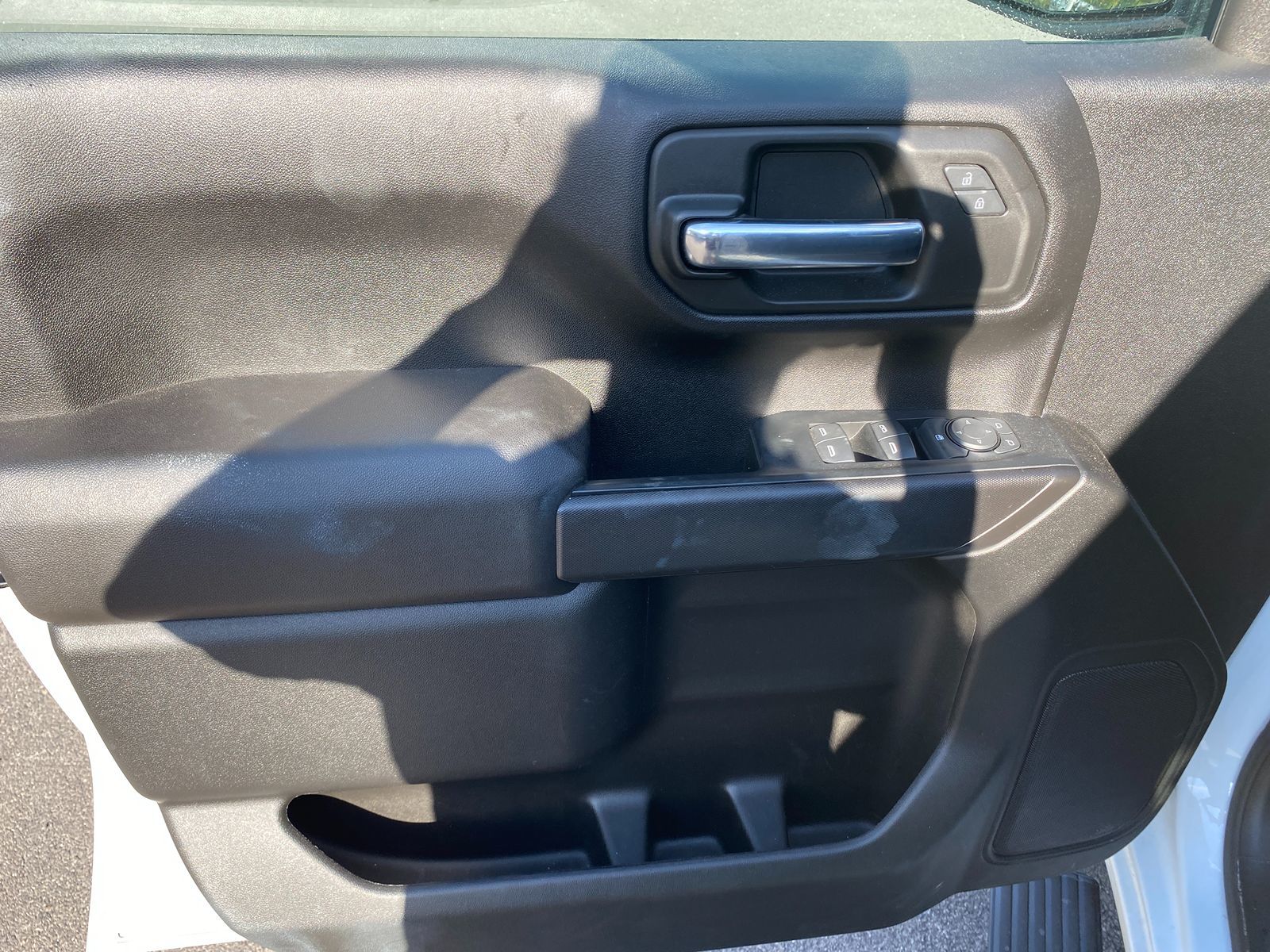 2023 Chevrolet Silverado 1500 Custom photo 10