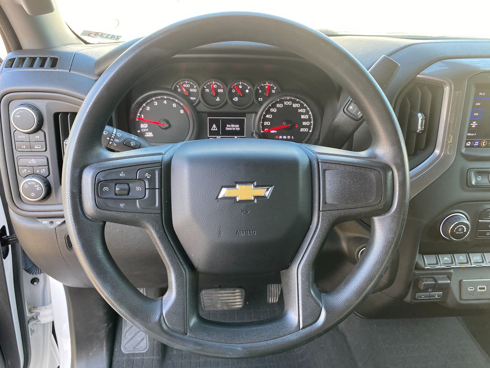 2023 Chevrolet Silverado 1500 Custom photo 13
