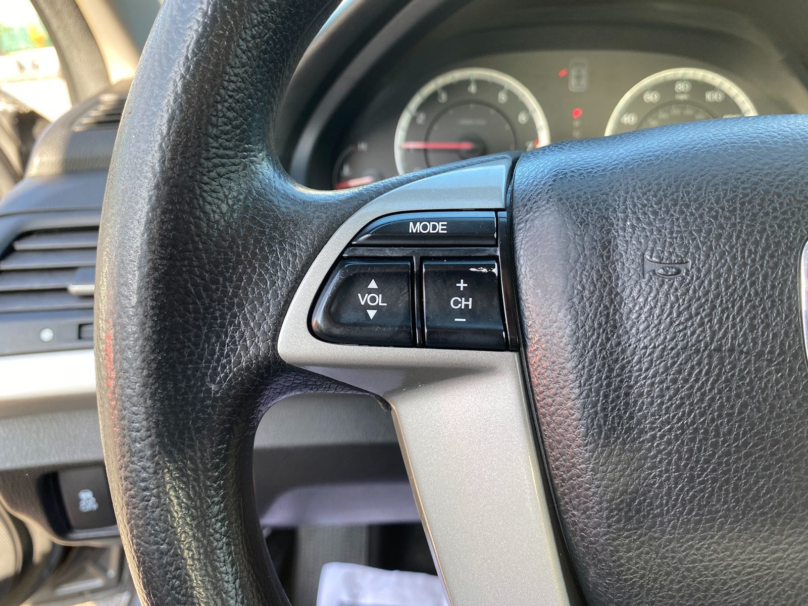 2012 Honda Accord LX photo 14