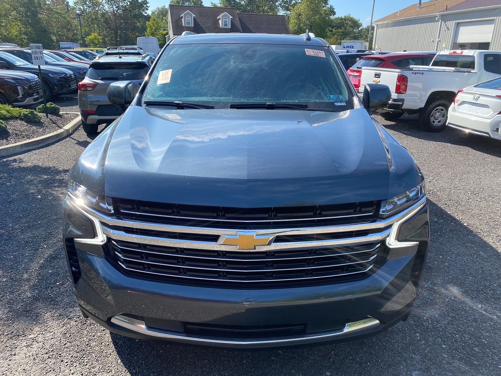 2021 Chevrolet Tahoe LT photo 3