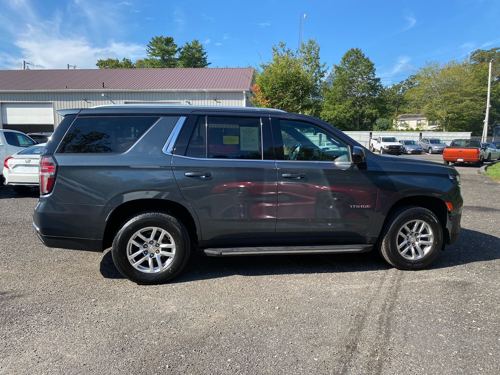 2021 Chevrolet Tahoe LT photo 4