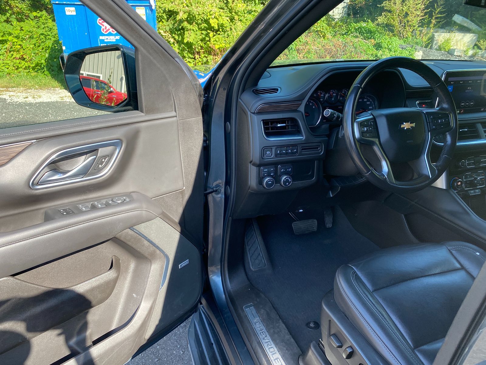 2021 Chevrolet Tahoe LT photo 9
