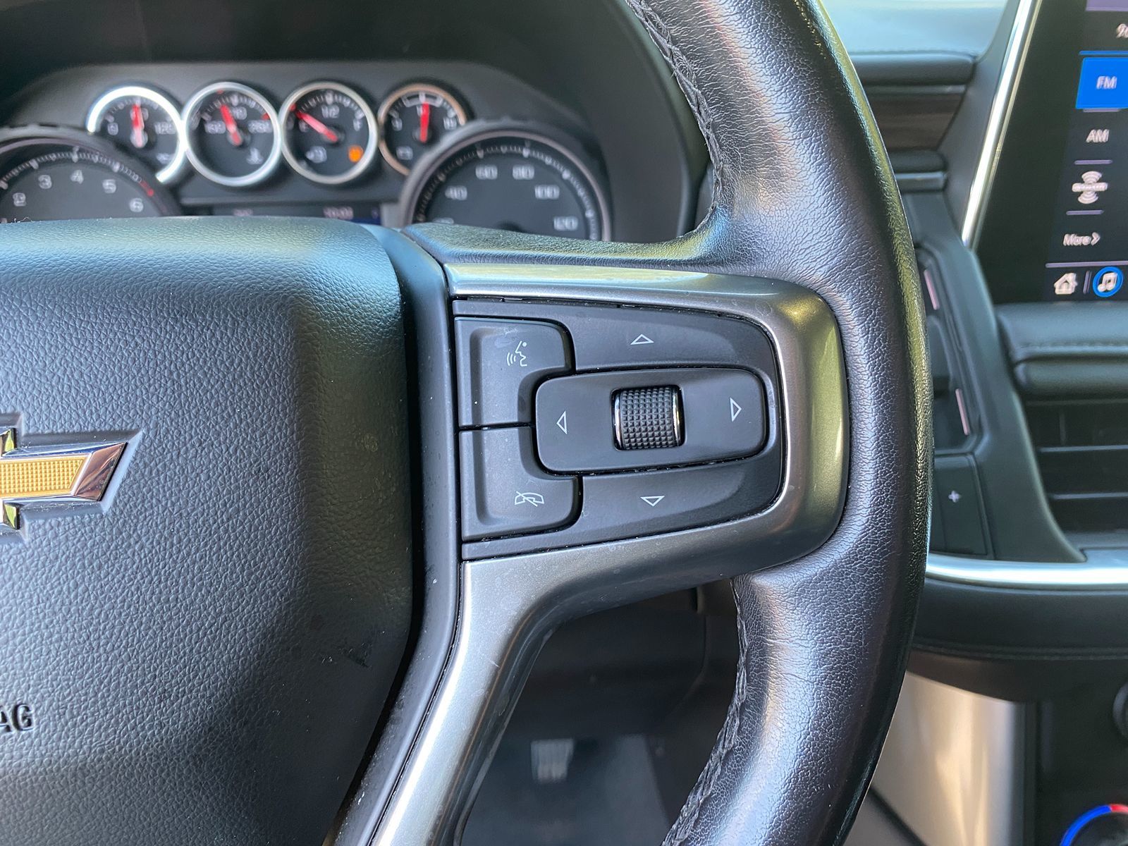 2021 Chevrolet Tahoe LT photo 15
