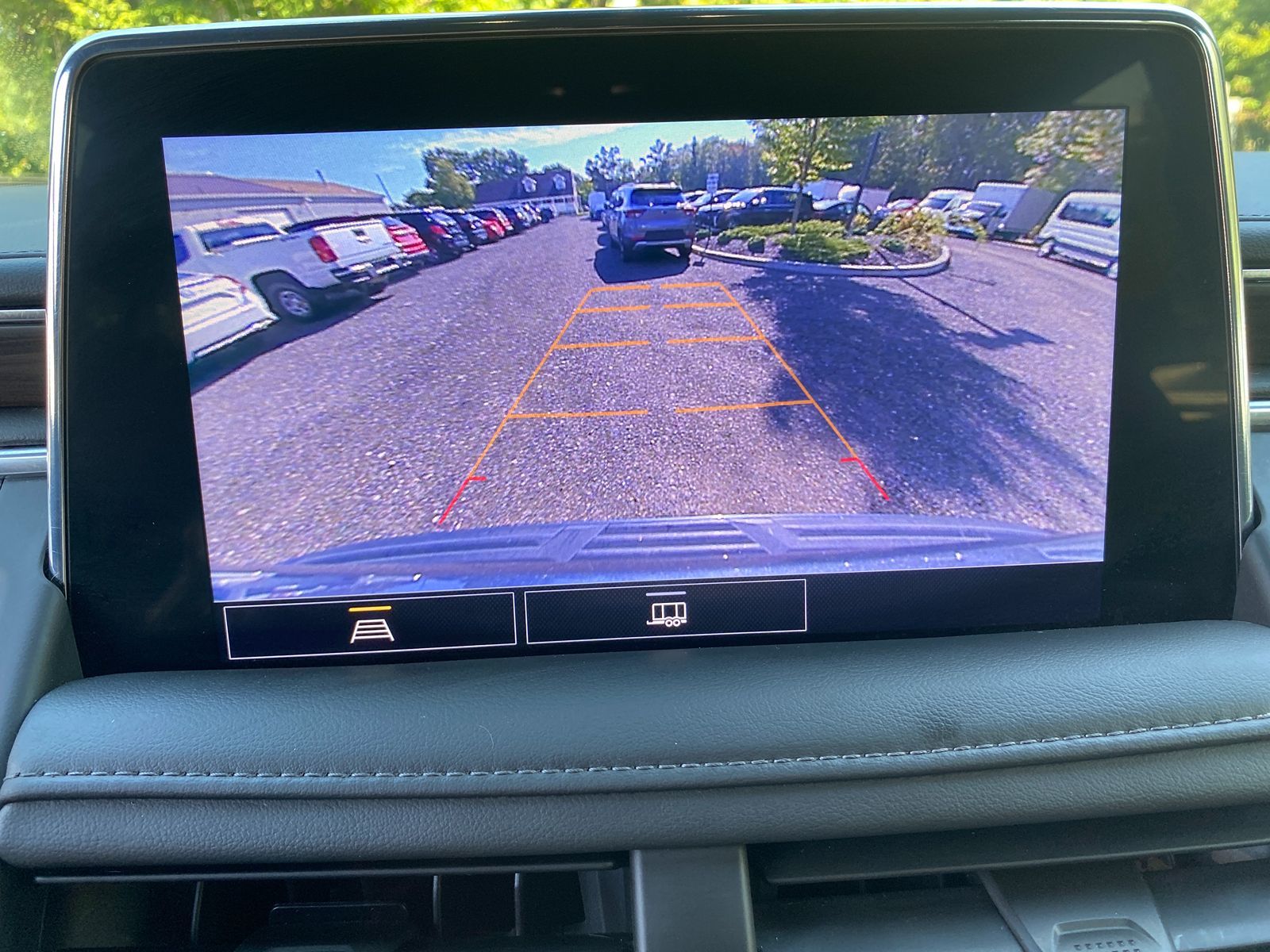 2021 Chevrolet Tahoe LT photo 18