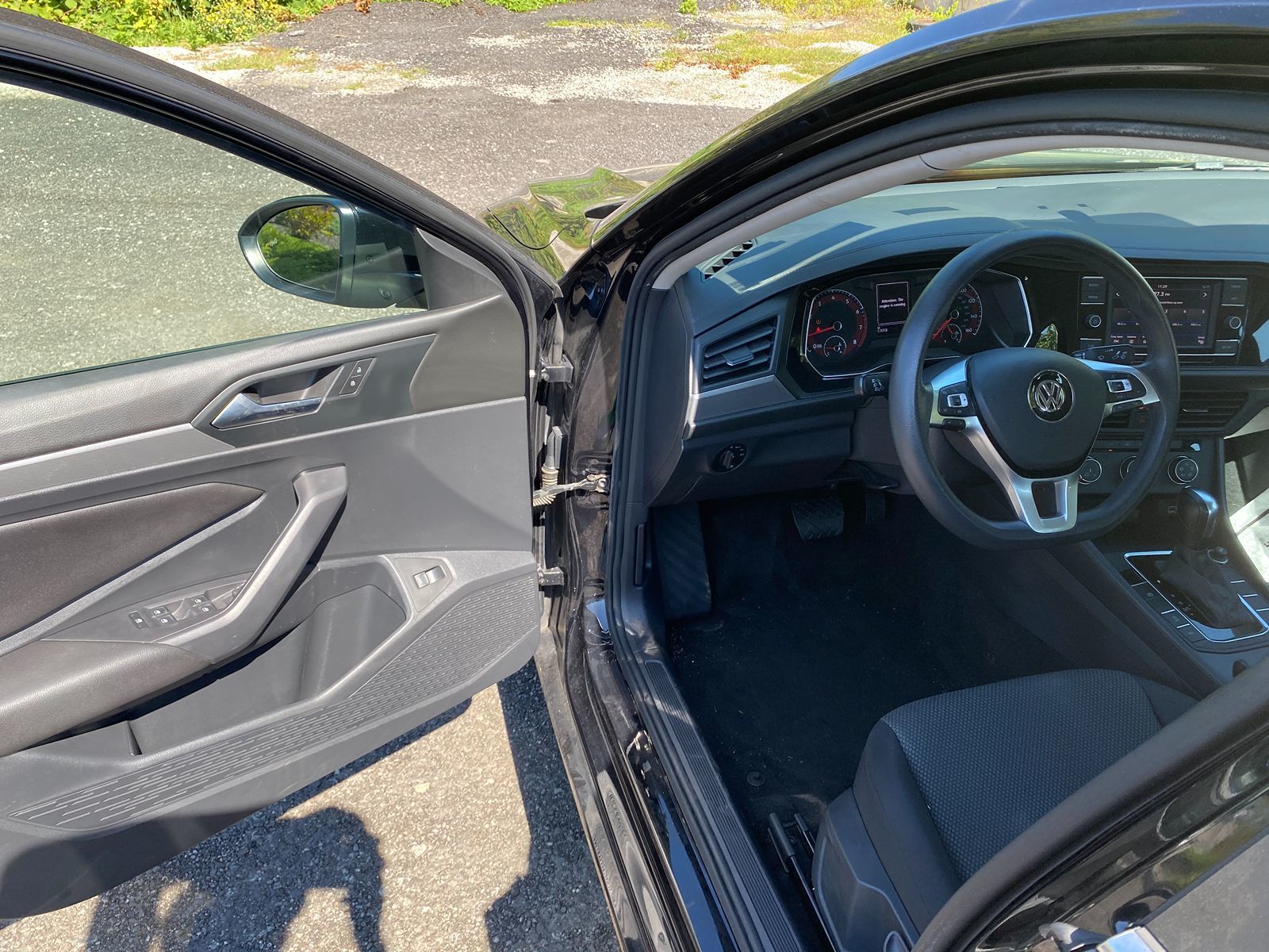 2019 Volkswagen Jetta SE R-Line photo 9