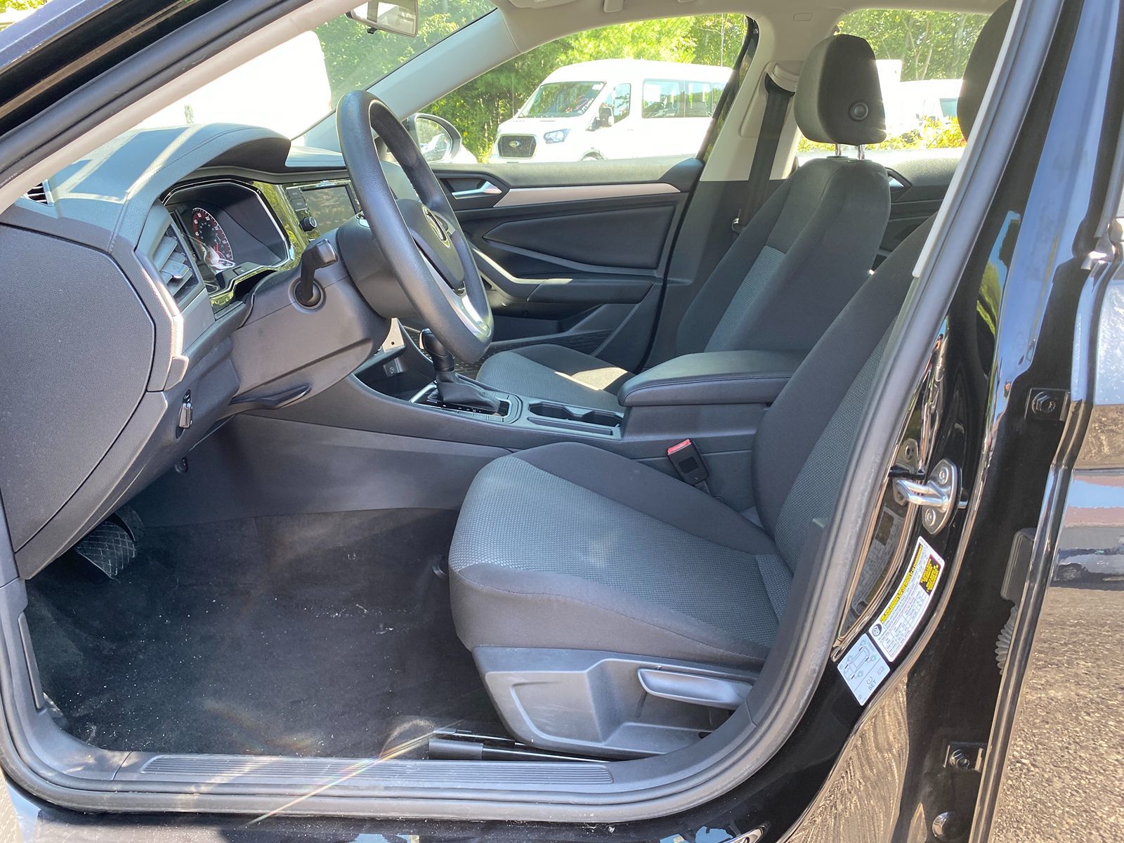 2019 Volkswagen Jetta SE R-Line photo 11