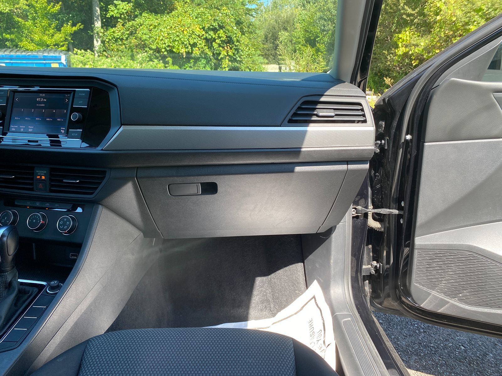 2019 Volkswagen Jetta SE R-Line photo 23