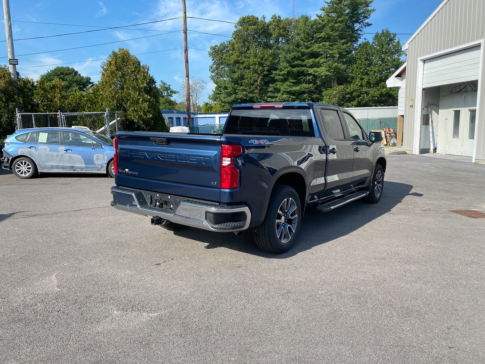 2022 Chevrolet Silverado 1500 LT photo 5