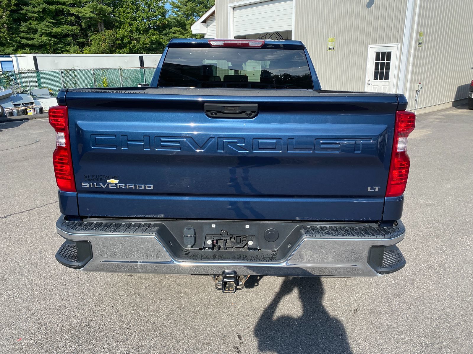 2022 Chevrolet Silverado 1500 LT photo 6