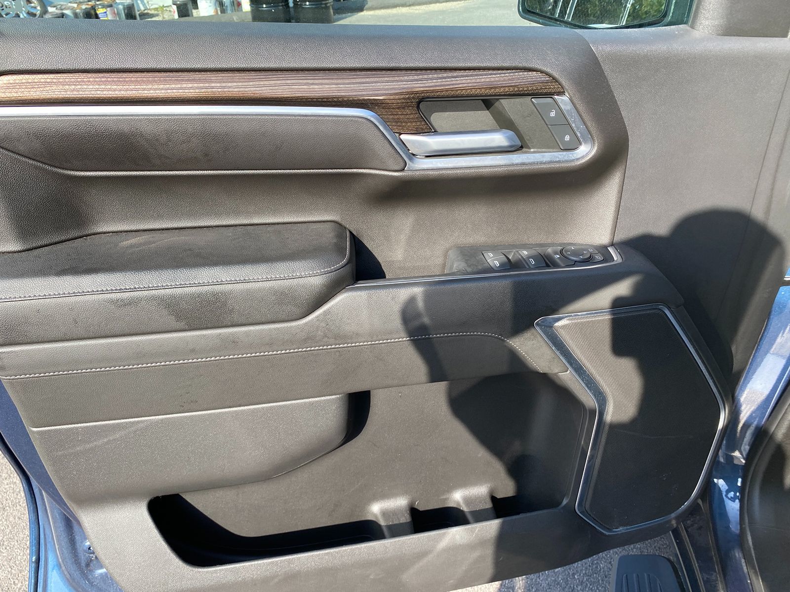2022 Chevrolet Silverado 1500 LT photo 10