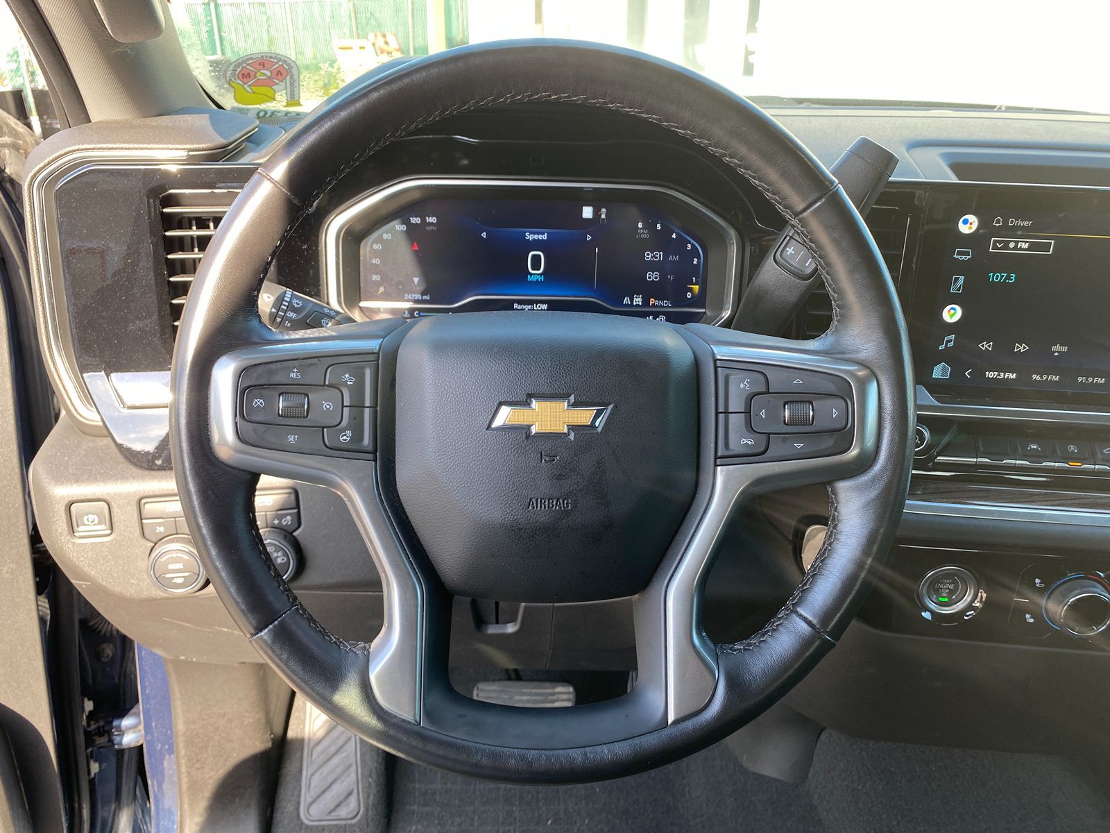 2022 Chevrolet Silverado 1500 LT photo 13