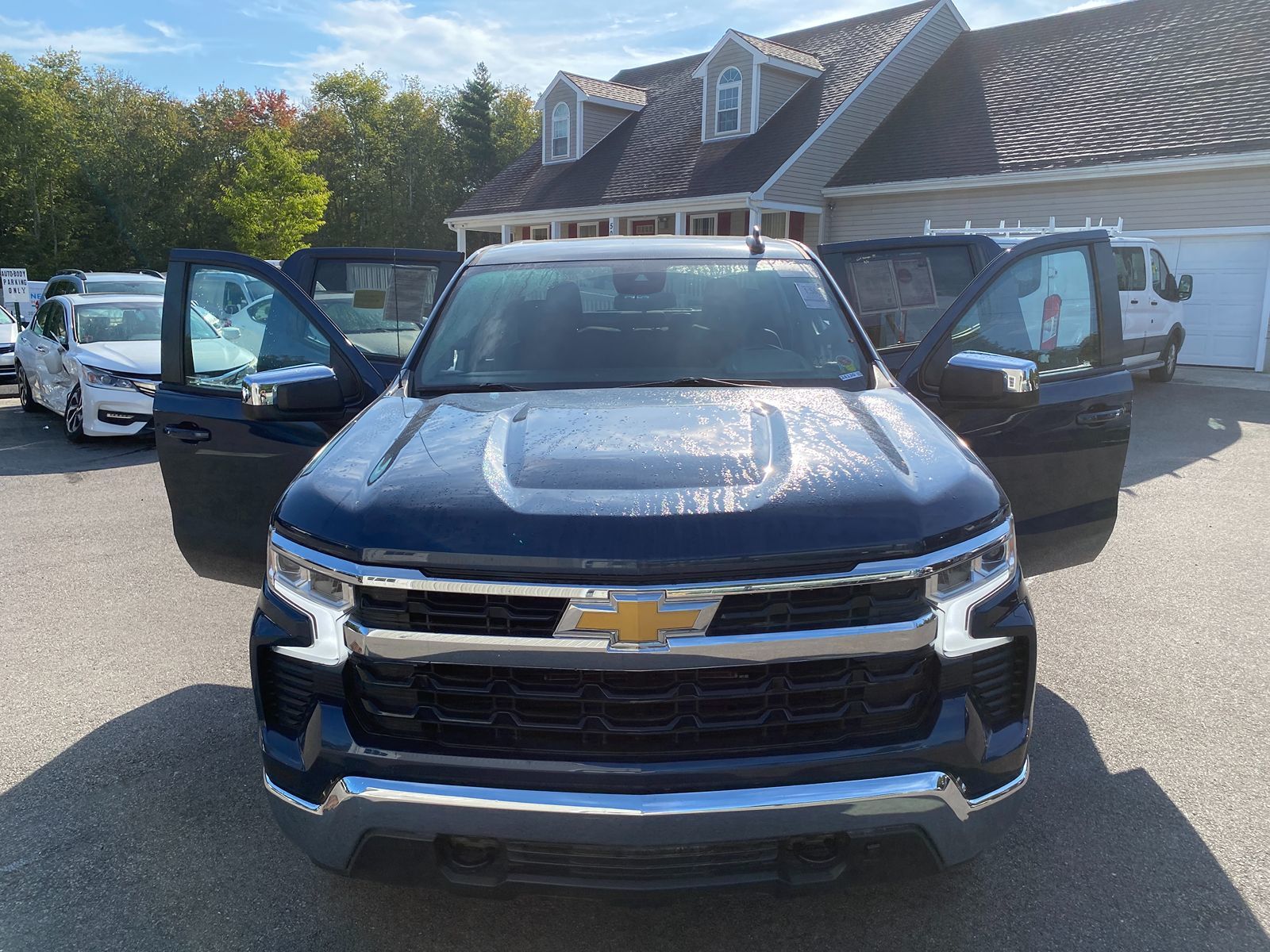 2022 Chevrolet Silverado 1500 LT photo 25