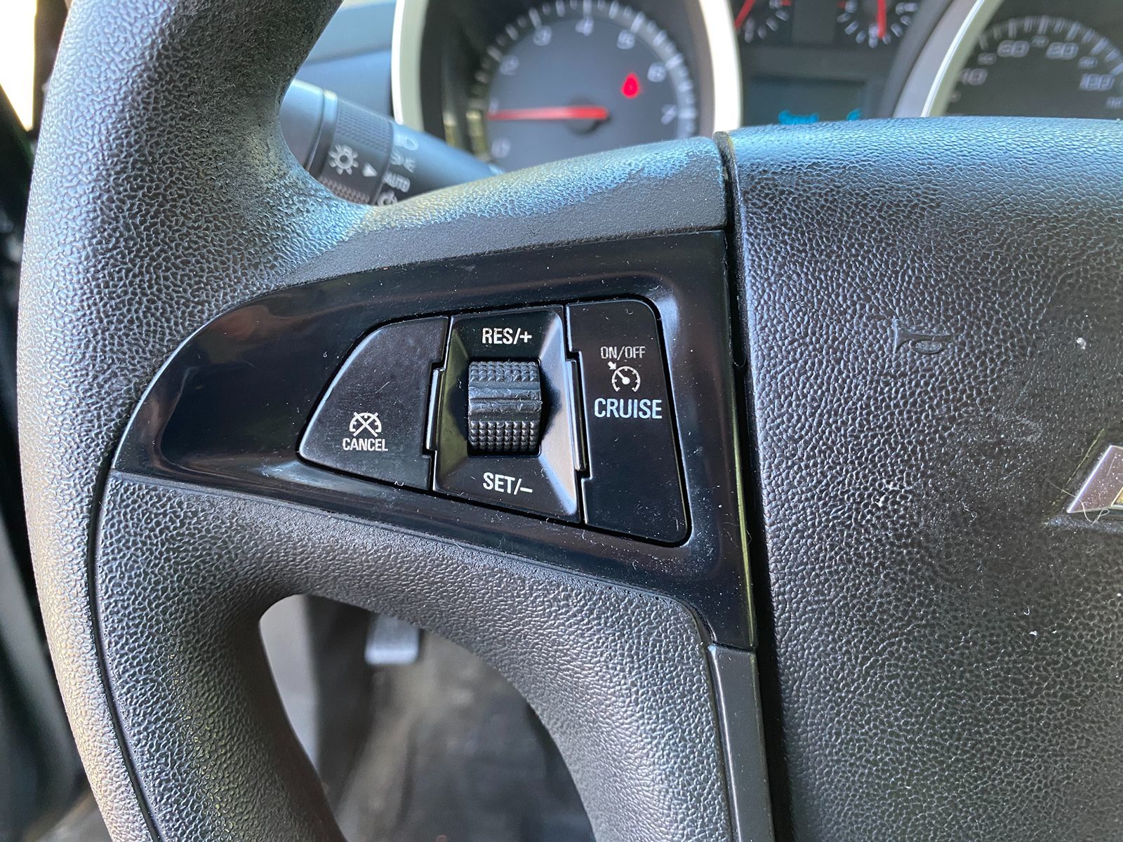 2012 Chevrolet Equinox LS photo 11