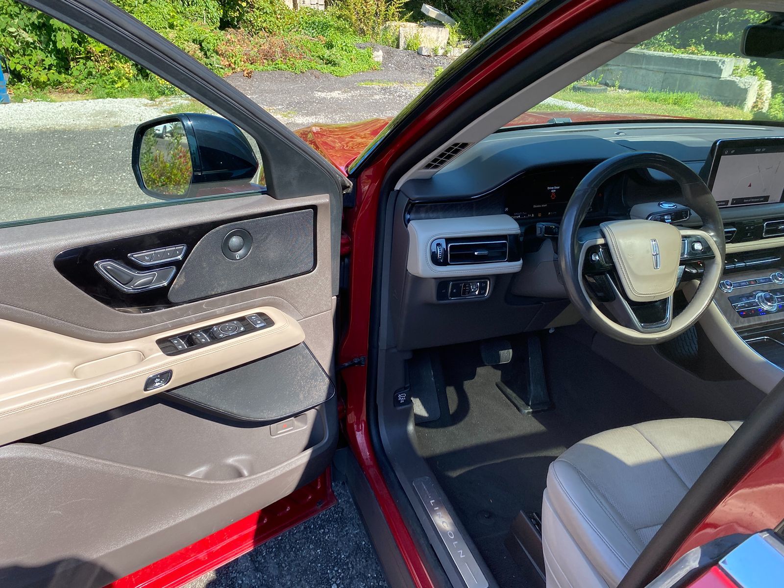 2020 Lincoln Aviator Reserve photo 9