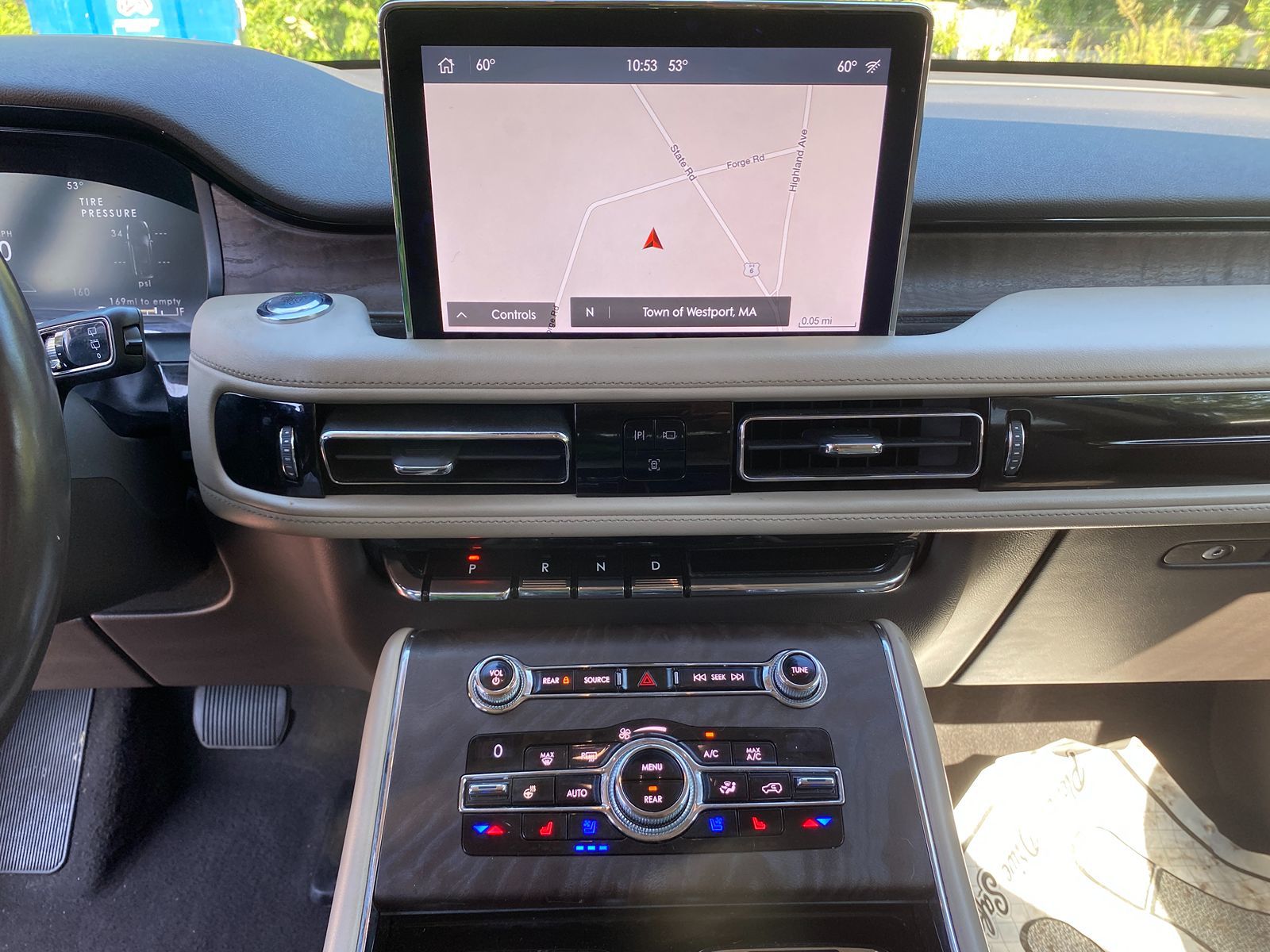 2020 Lincoln Aviator Reserve photo 16