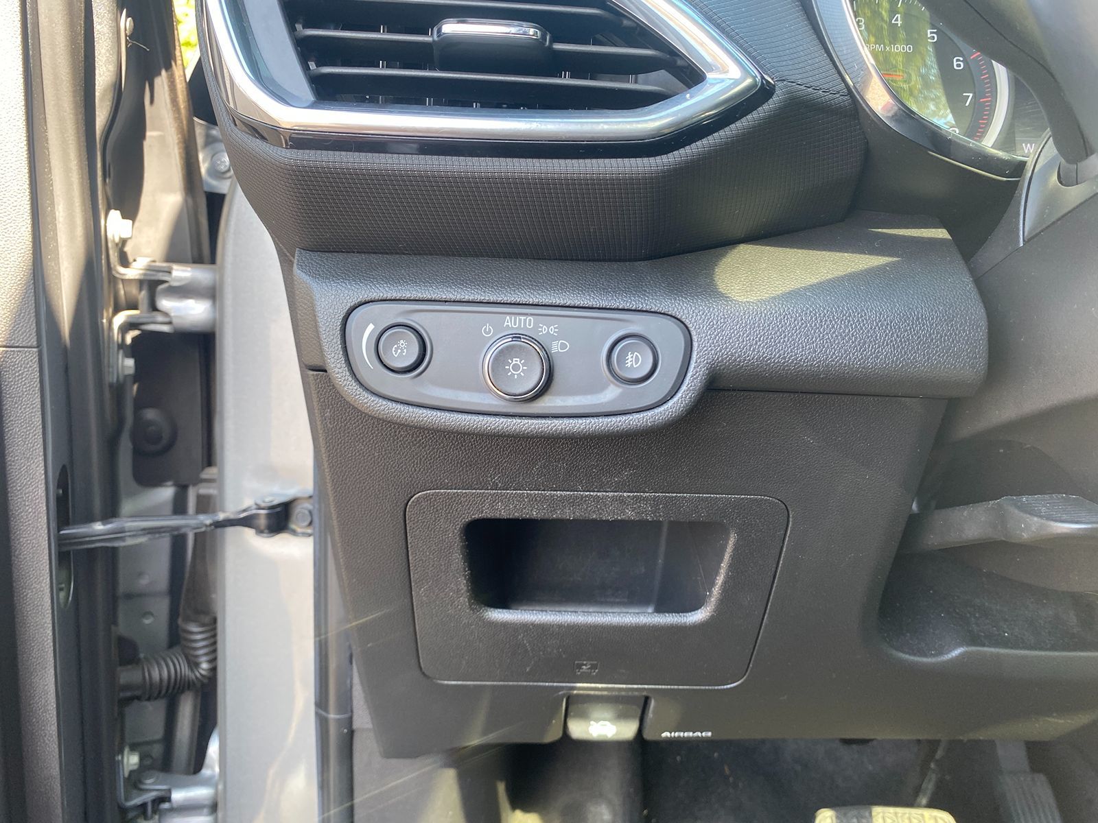 2023 Chevrolet Trailblazer LT photo 10