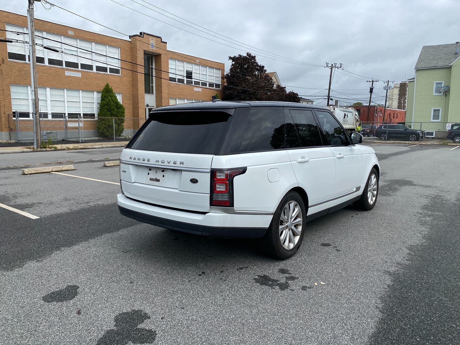 2016 Land Rover Range Rover HSE photo 5