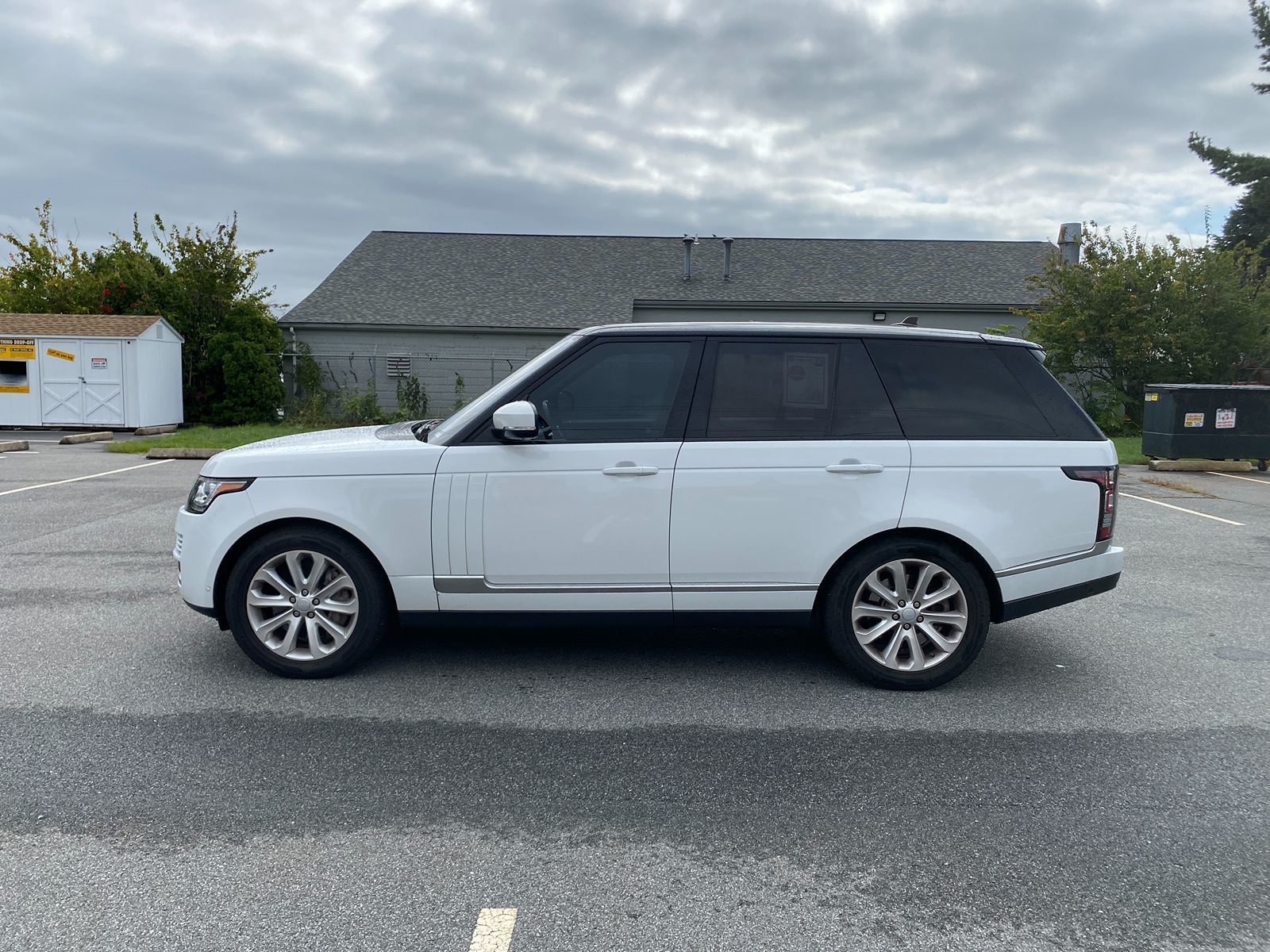 2016 Land Rover Range Rover HSE photo 8