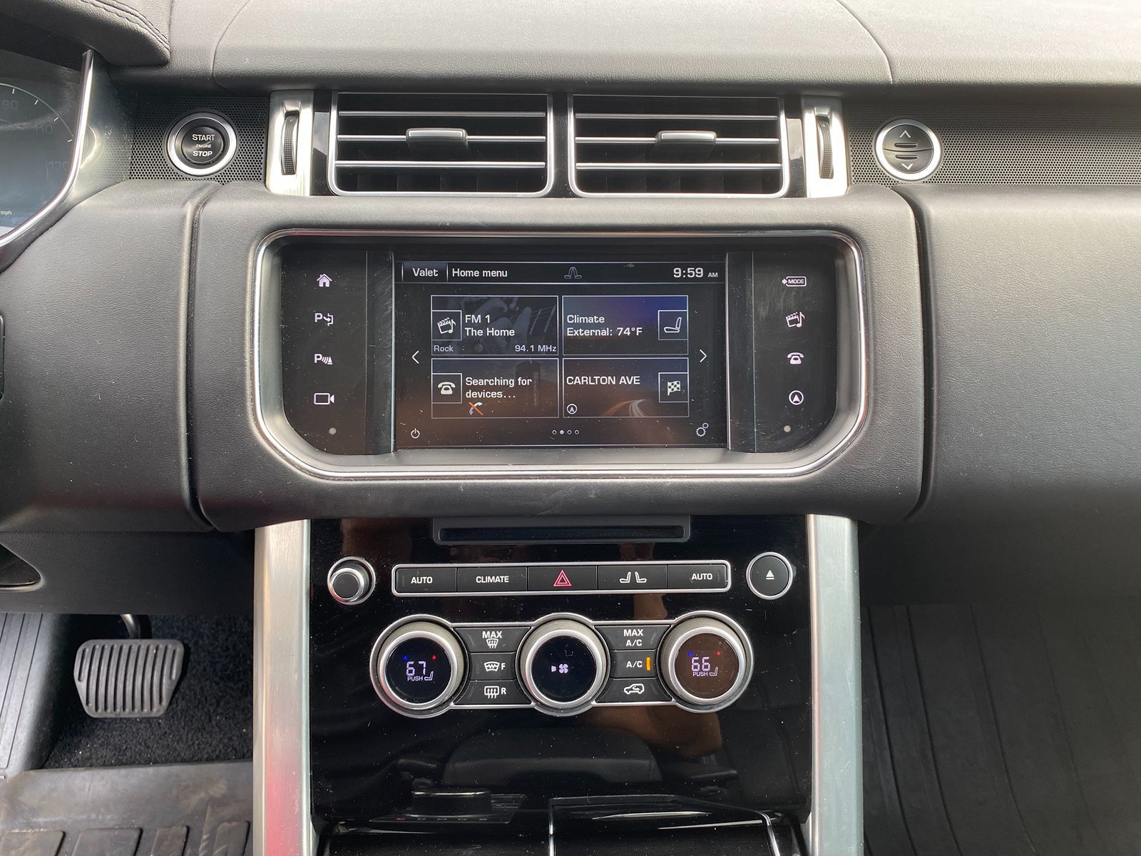 2016 Land Rover Range Rover HSE photo 17
