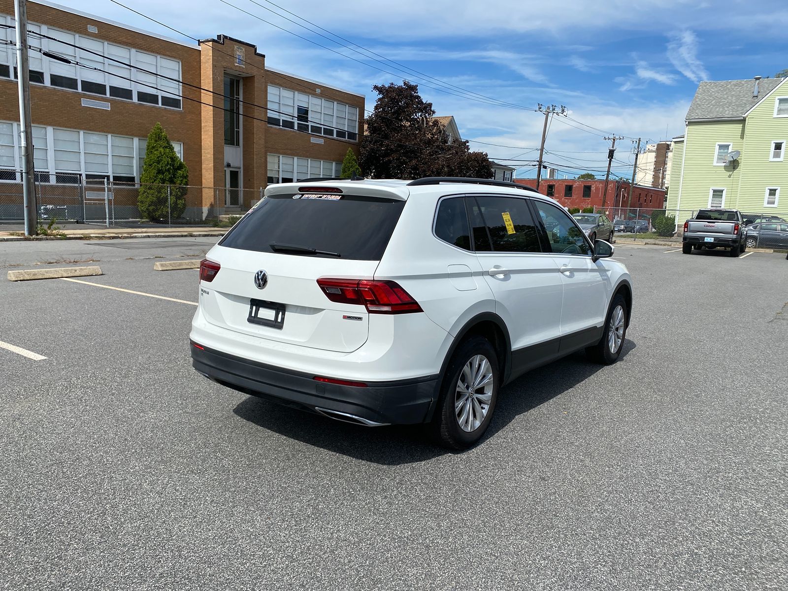 2019 Volkswagen Tiguan SE photo 5