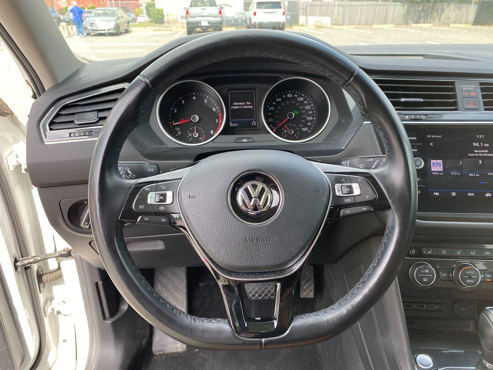 2019 Volkswagen Tiguan SE photo 11