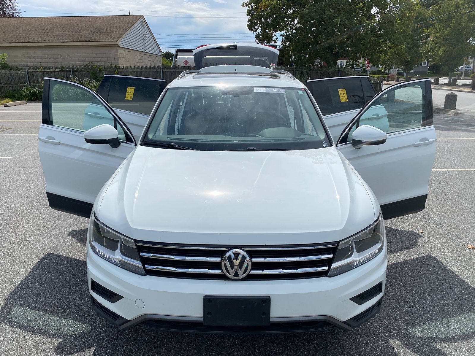 2019 Volkswagen Tiguan SE photo 24