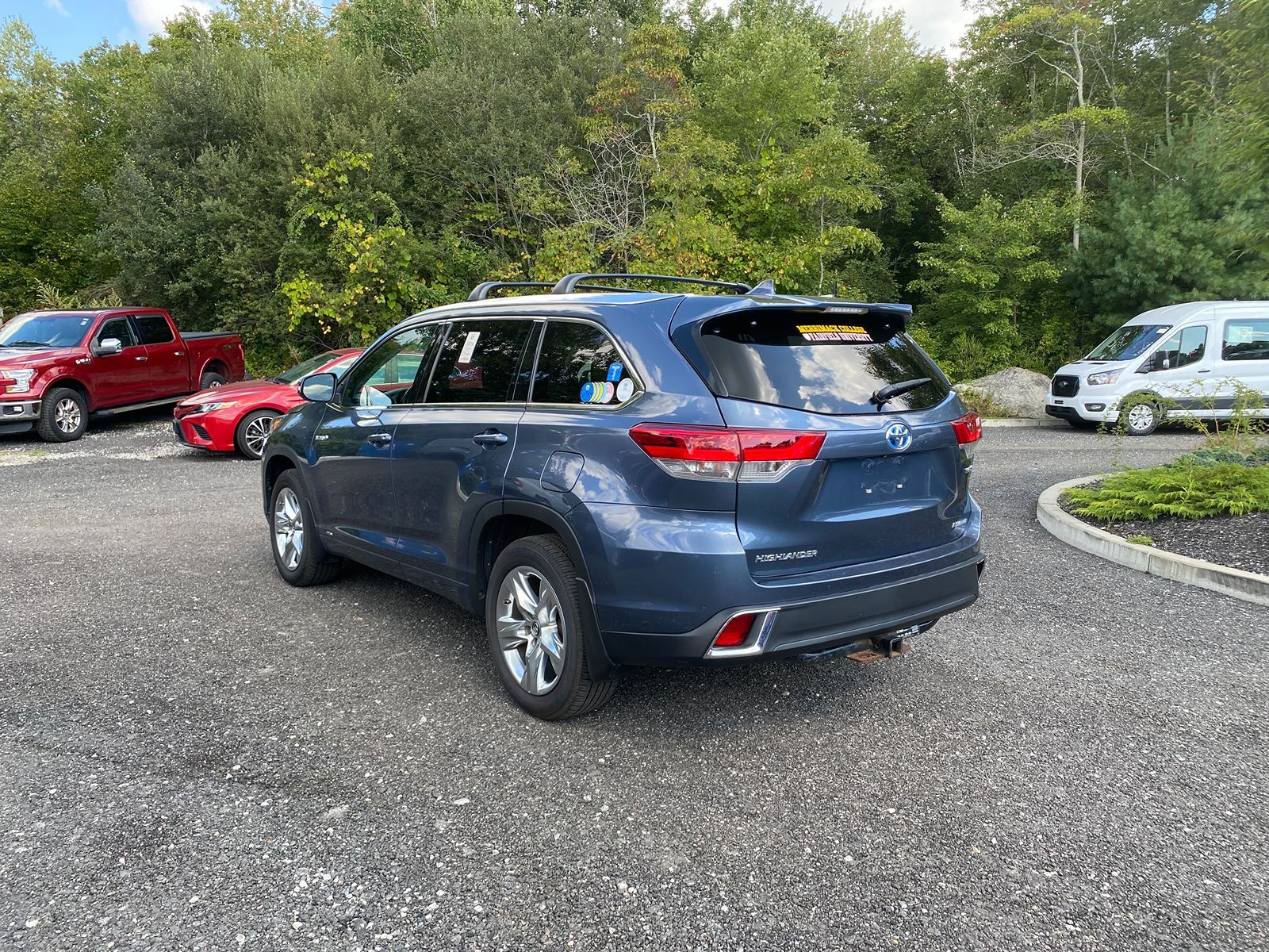2019 Toyota Highlander Hybrid Limited photo 6