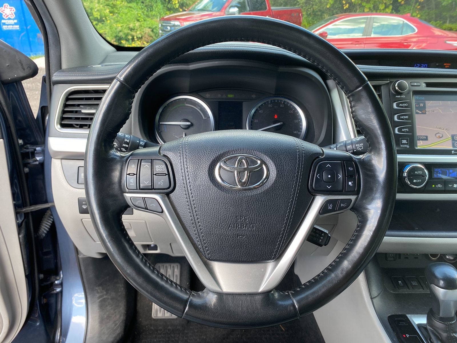 2019 Toyota Highlander Hybrid Limited photo 5