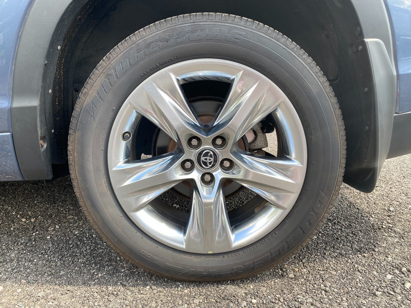 2019 Toyota Highlander Hybrid Limited photo 25
