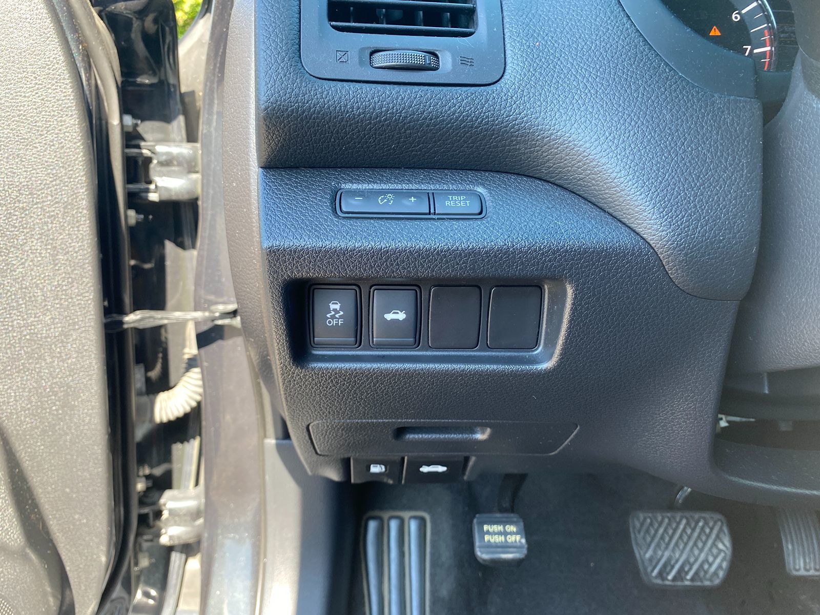 2015 Nissan Altima 2.5 S photo 12