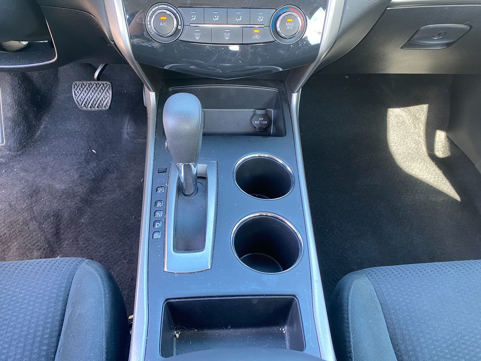 2015 Nissan Altima 2.5 S photo 19