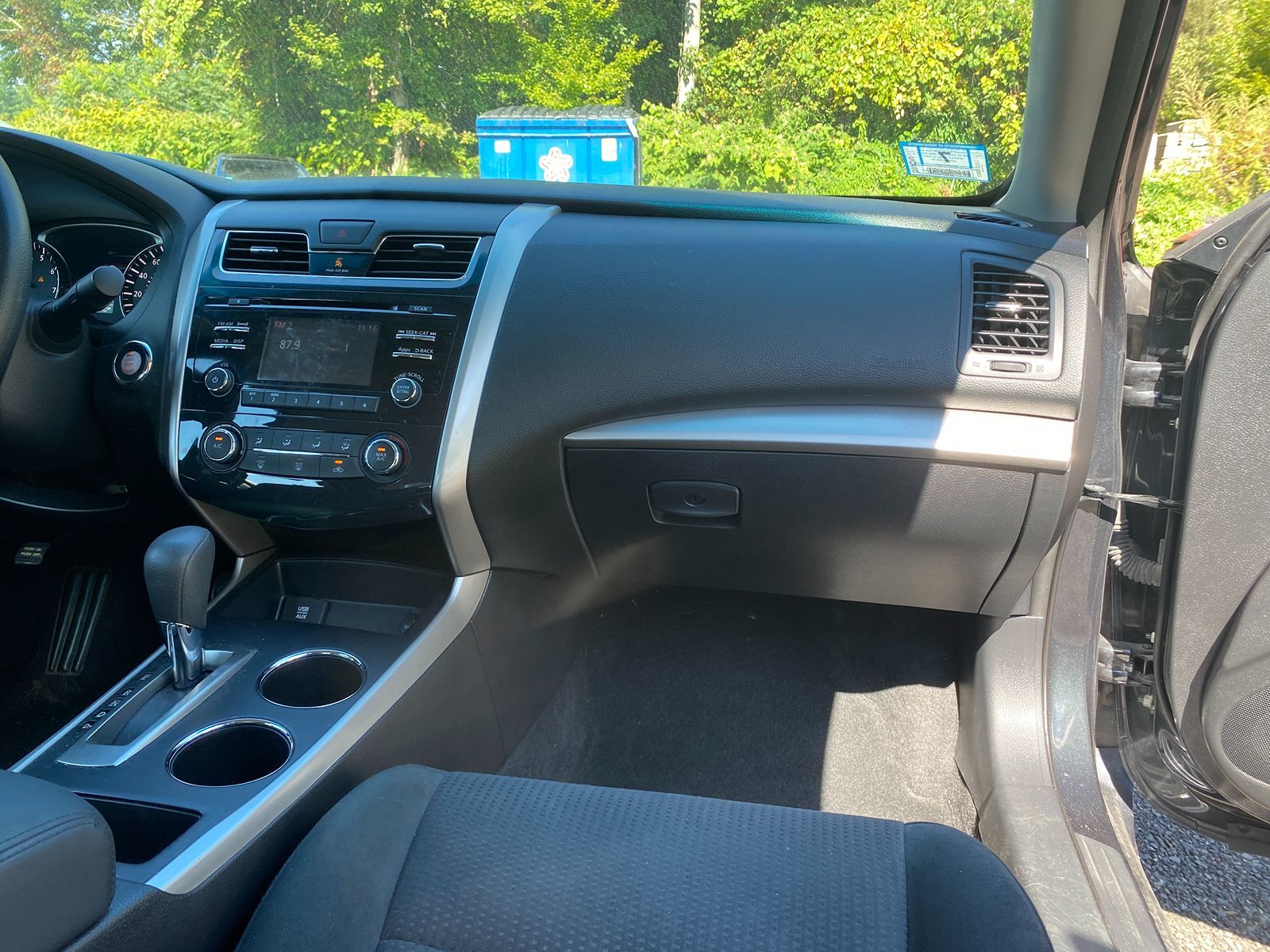 2015 Nissan Altima 2.5 S photo 22