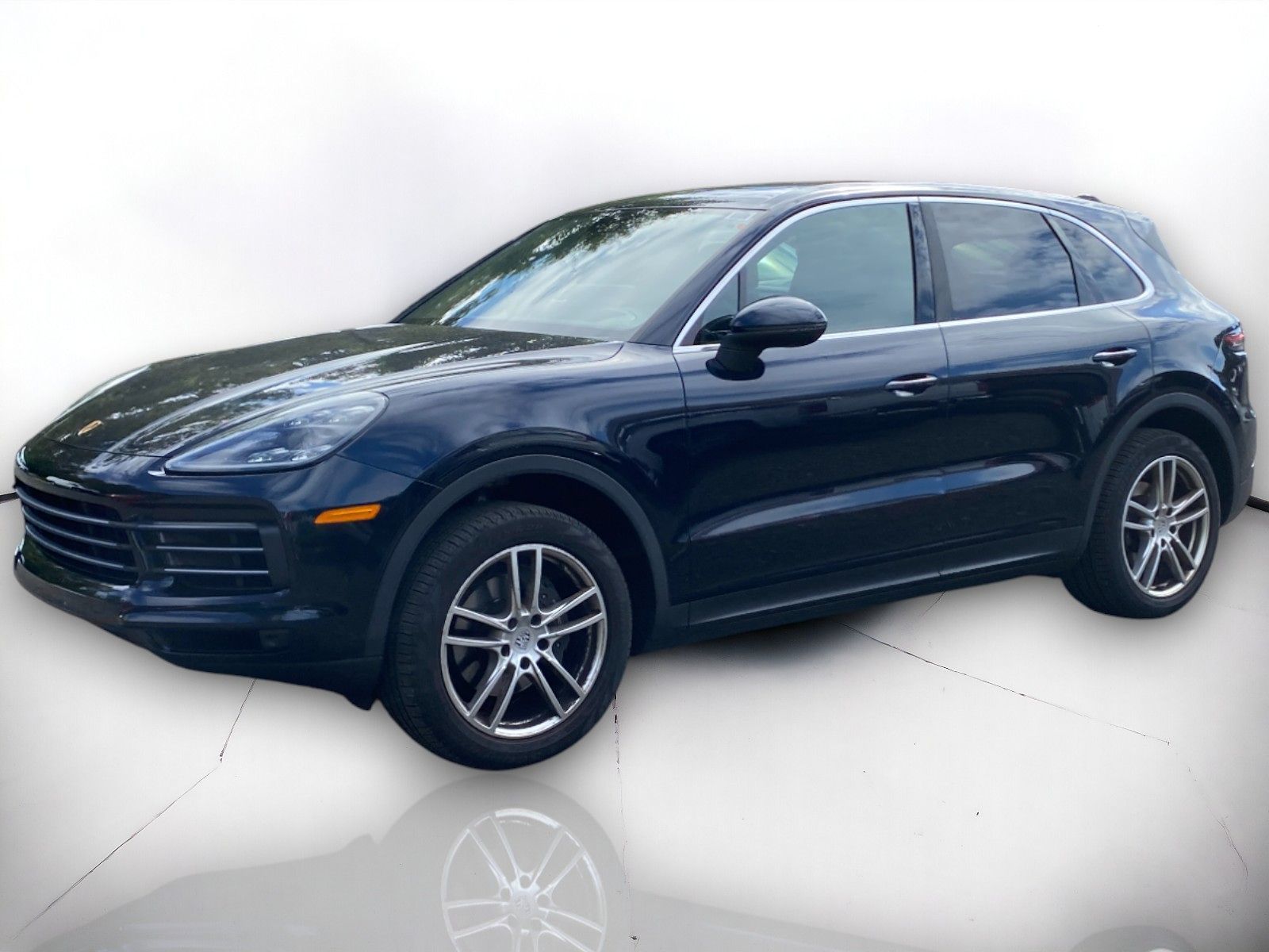 2019 Porsche Cayenne photo 2