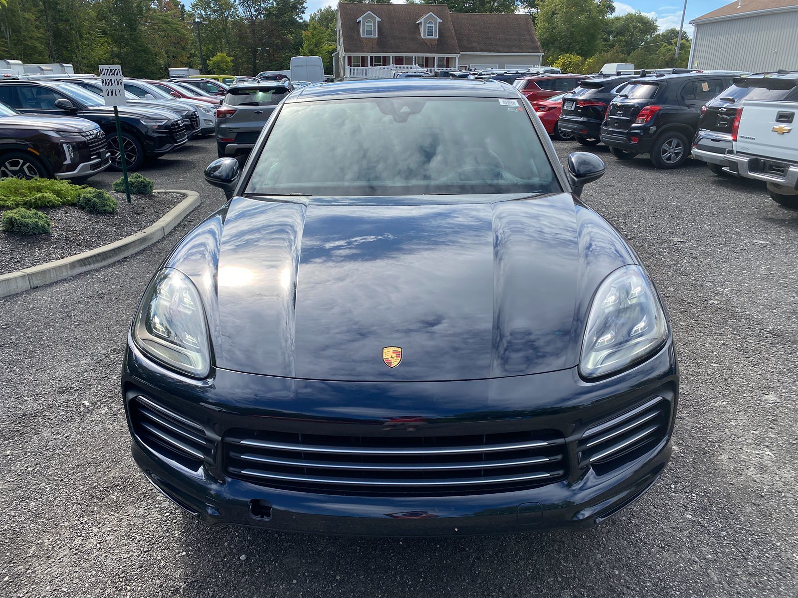 2019 Porsche Cayenne photo 3