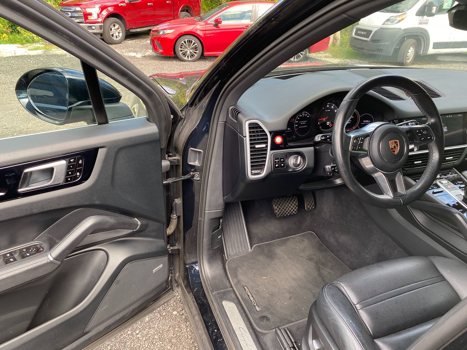 2019 Porsche Cayenne photo 9