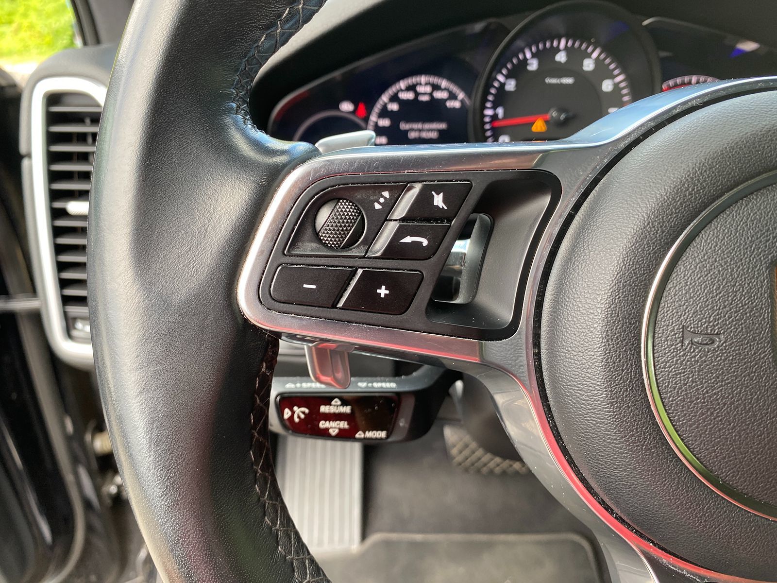 2019 Porsche Cayenne photo 14