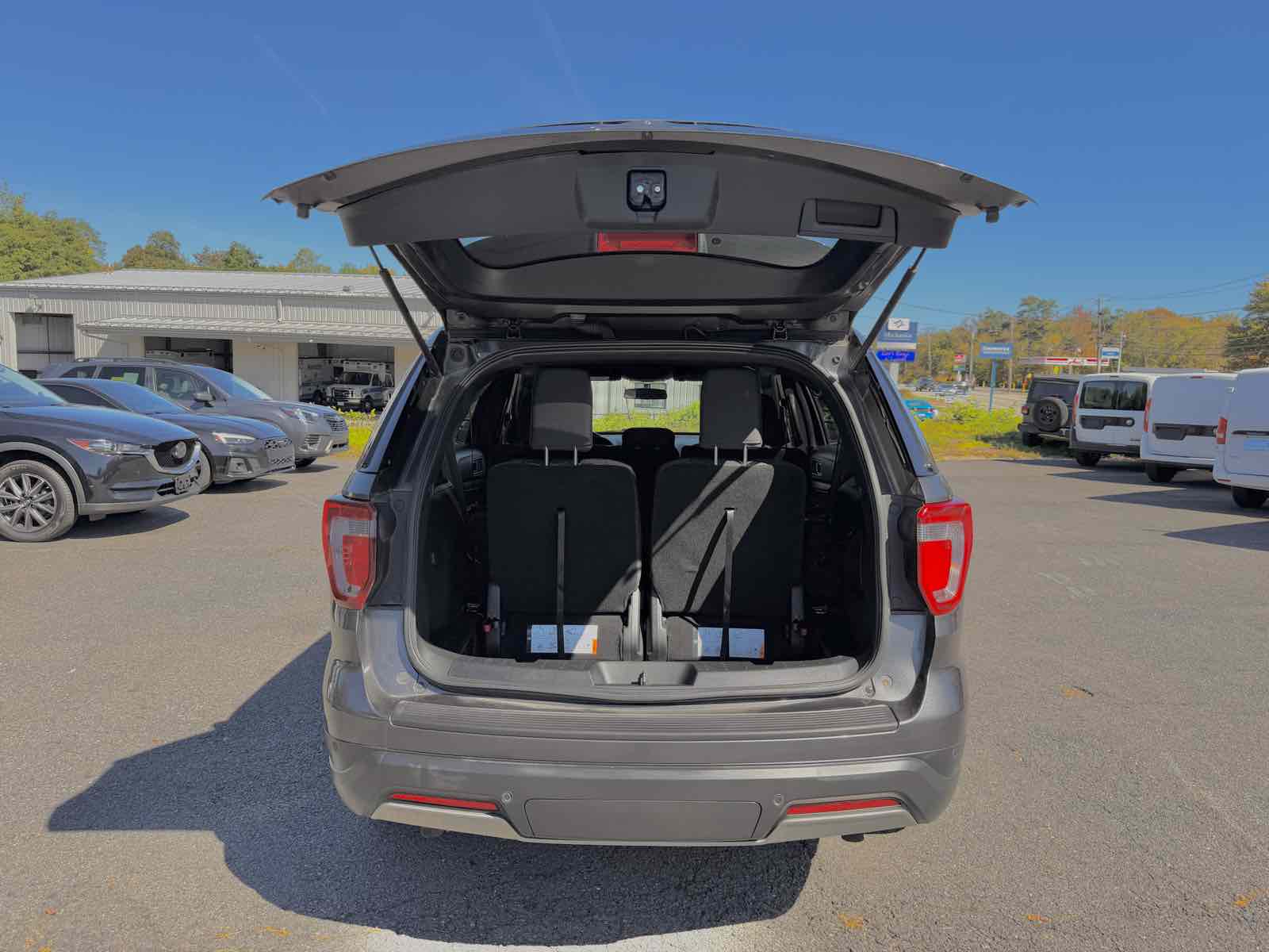 2019 Ford Explorer XLT photo 28