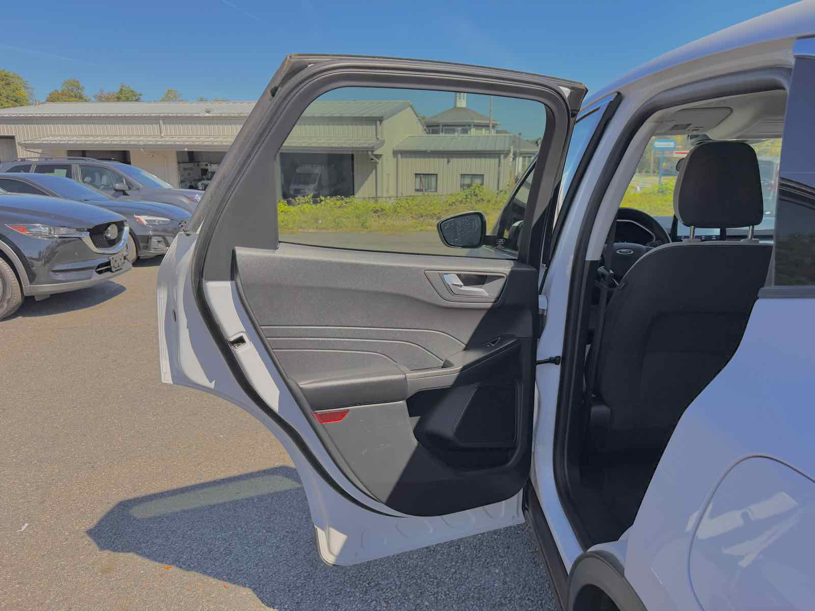 2021 Ford Escape SE Hybrid photo 9
