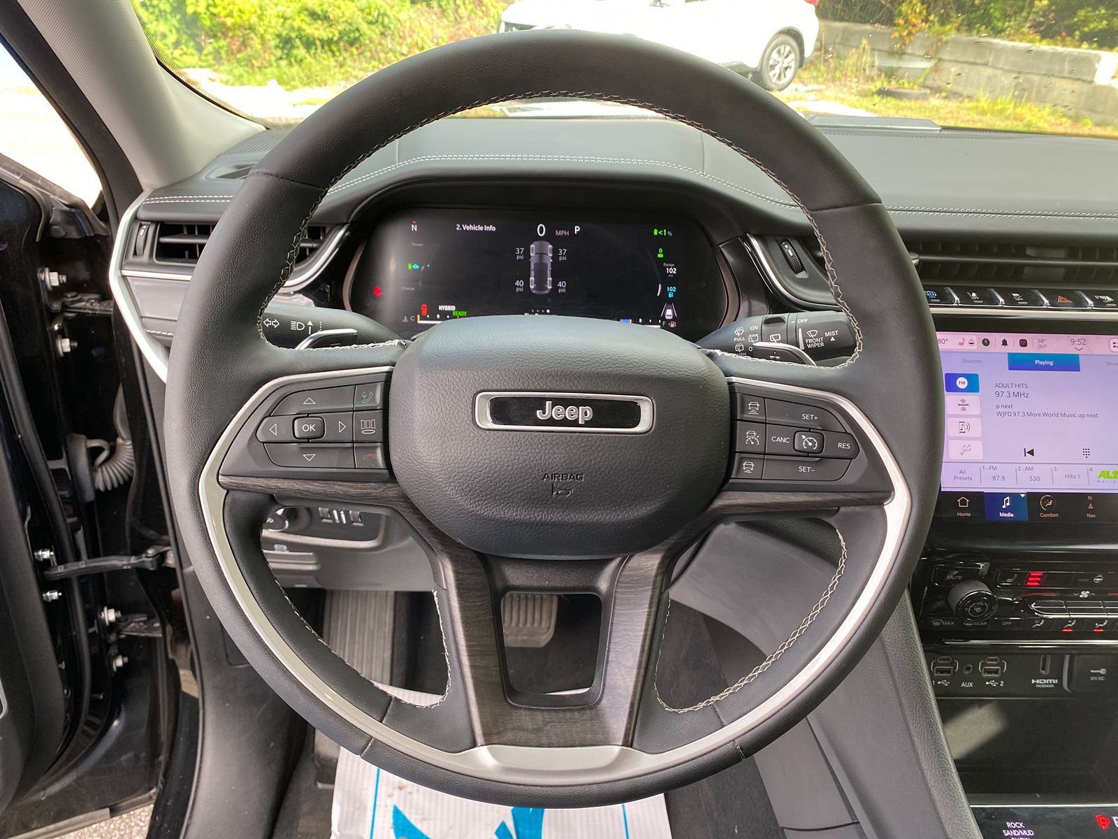 2022 Jeep Cherokee Limited 4xe photo 3