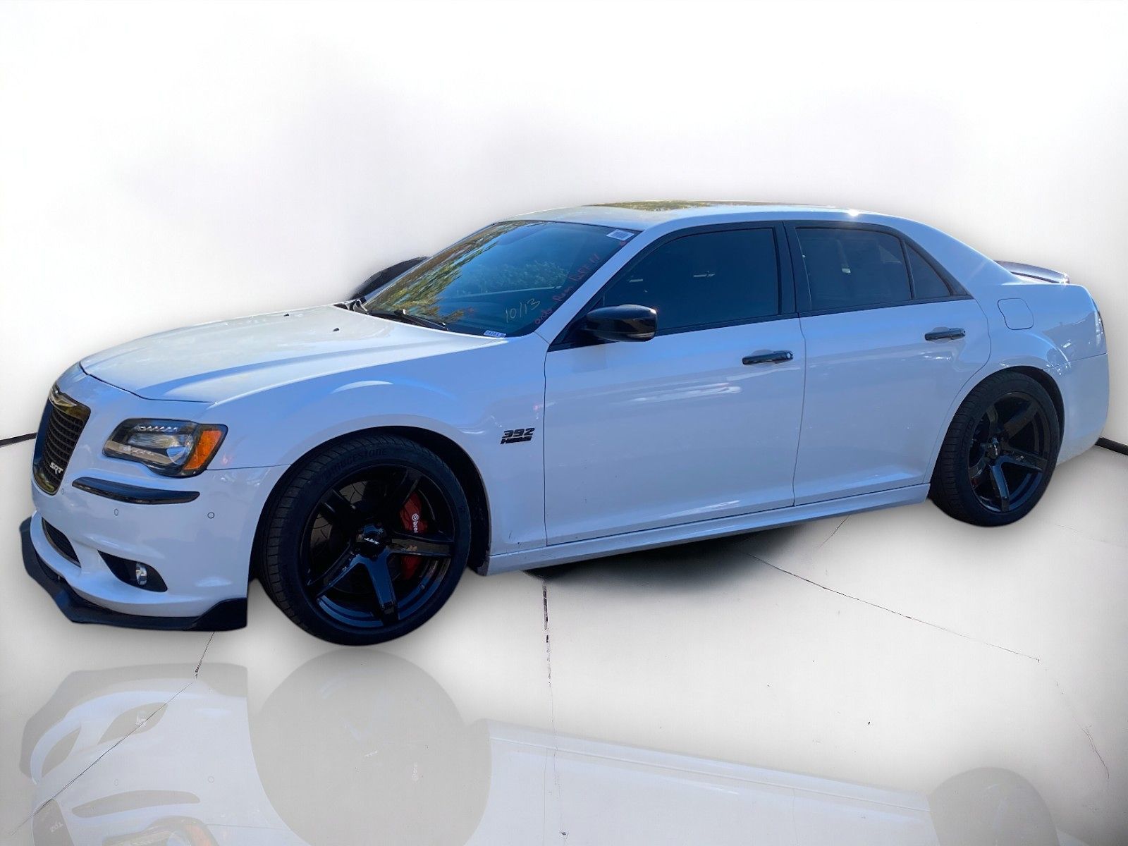 2013 Chrysler 300 SRT8 photo 2