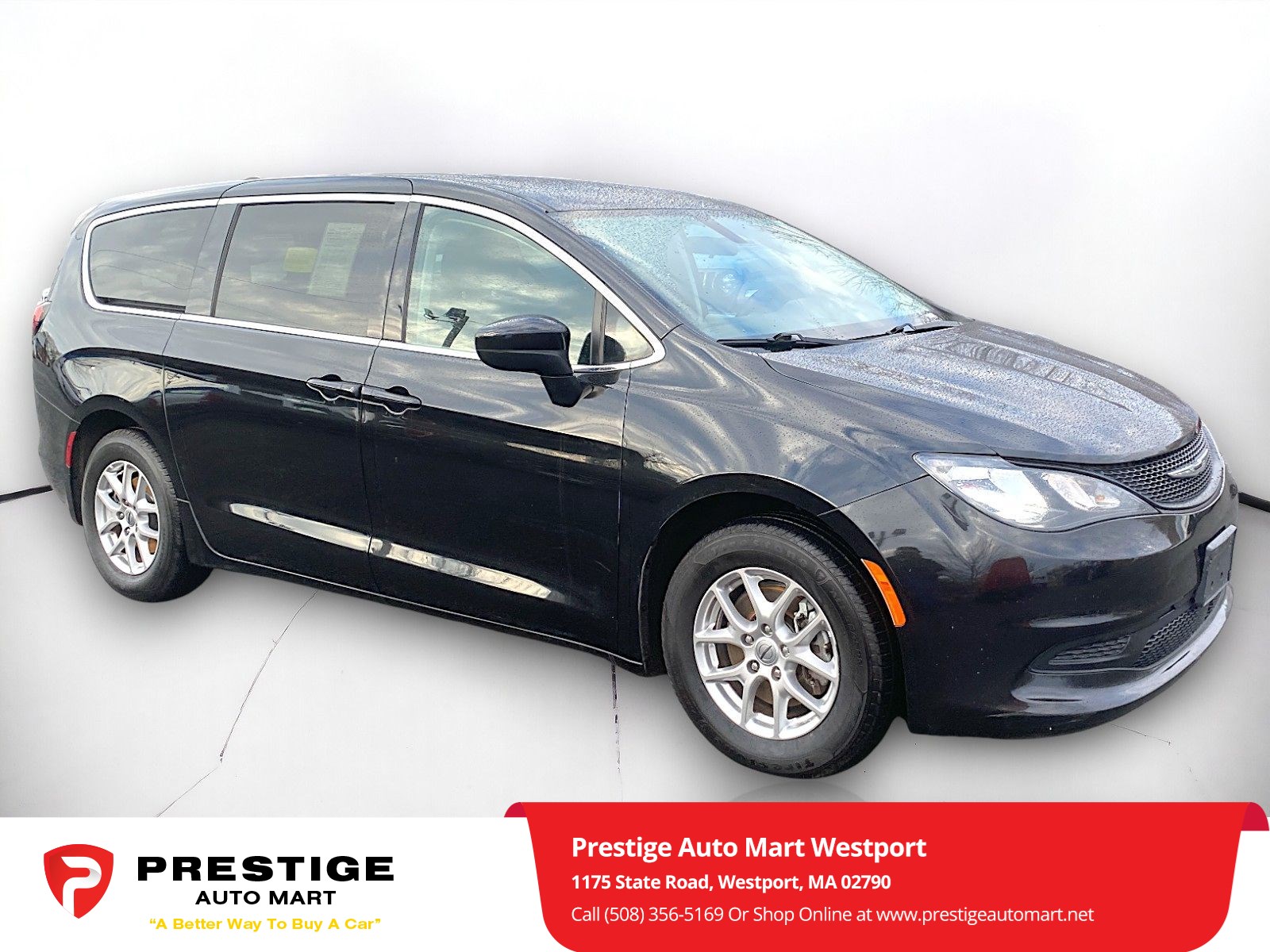 2021 Chrysler Voyager LX's photo