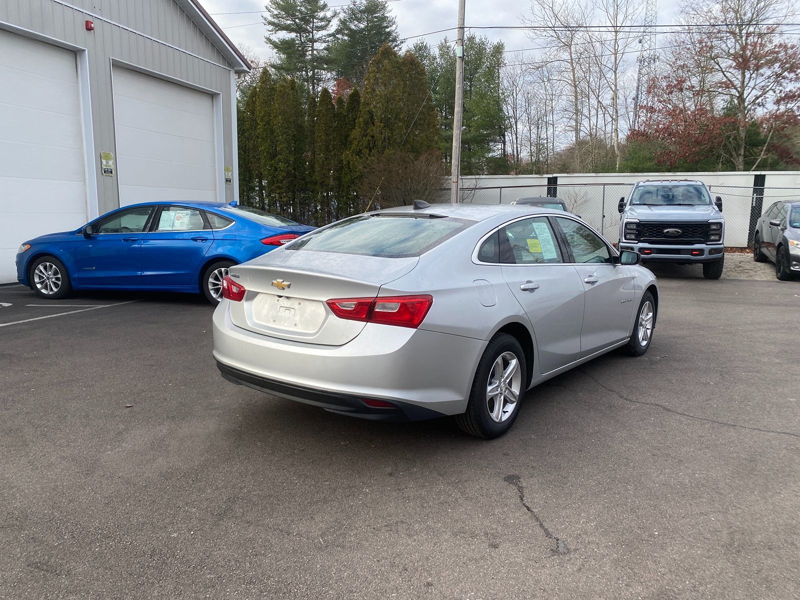 2020 Chevrolet Malibu LS photo 4